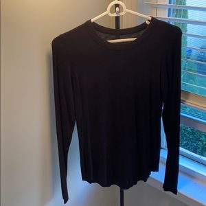 aerie real soft black shirt